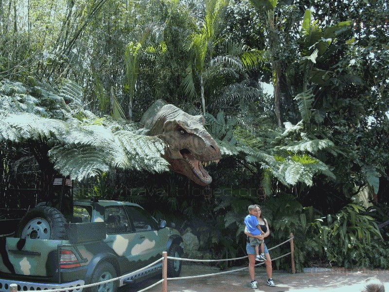 Парк юрского периода в парке Universal Studios, Orlando, Florida.